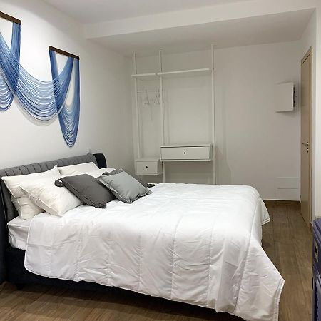 Comforthouse Ladispoli Bagian luar foto