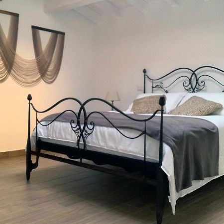 Comforthouse Ladispoli Bagian luar foto